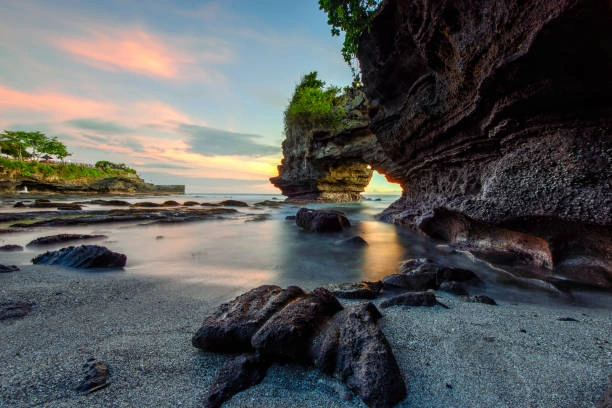 Batu bolong beach in canggu bali