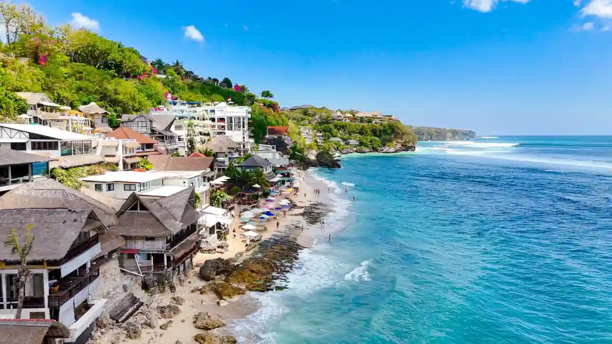 Stay in Bingin Beach uluwatu
