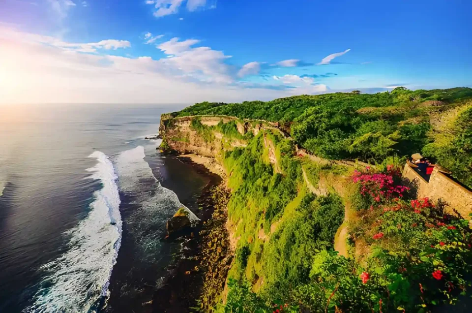 Best Beaches in Uluwatu and Bukit Peninsula for Stunning Coastal Views