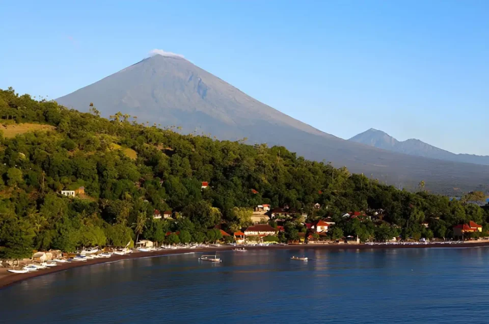 Amed Sunrise: Best Spots for Stunning Morning Views in Bali